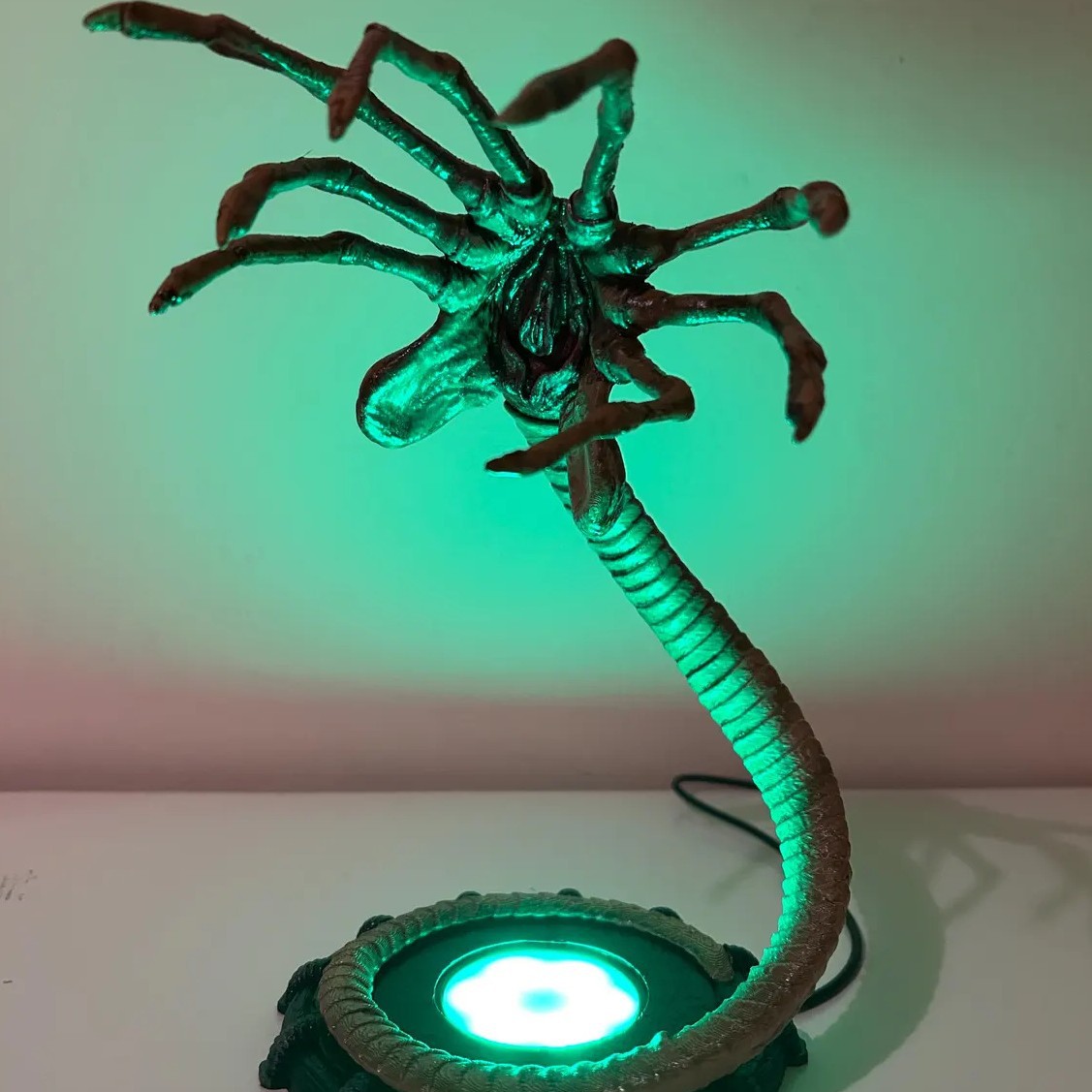 Alien Facehugger Lamp Nightlig - Home Decor Halloween 评论和价格